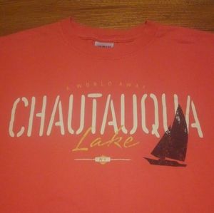 ⛵ Chautauqua Lake 🔥 Institute Shirt 👕 New York NY 🌎 USA 💥 📖 📰 🚲 🏡